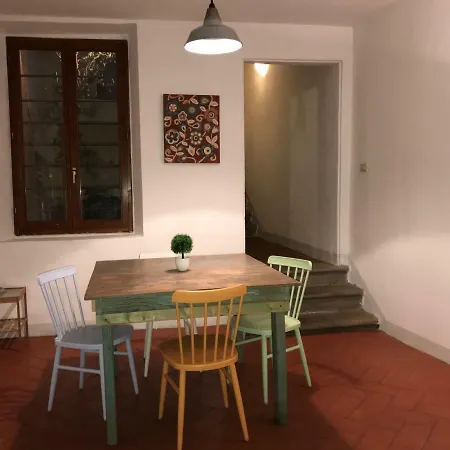 Alfani First Floor * Florencie