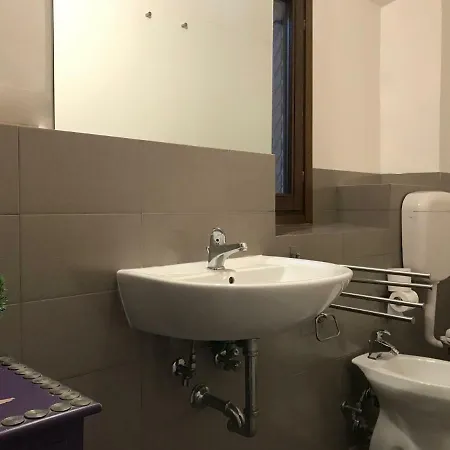 Alfani First Floor Florence